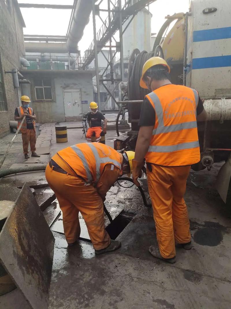 北京海淀区上庄吸污车抽污污水外运.清理隔油池,疏通管道,