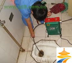 燕莎桥新源里专业疏通厕所86381688安装洗脸盆维修水龙头