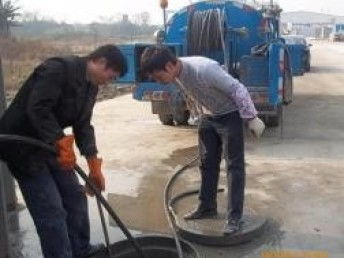 图 机场周边专业管道疏通,高压管道清洗,化粪池清理 北京管道维修